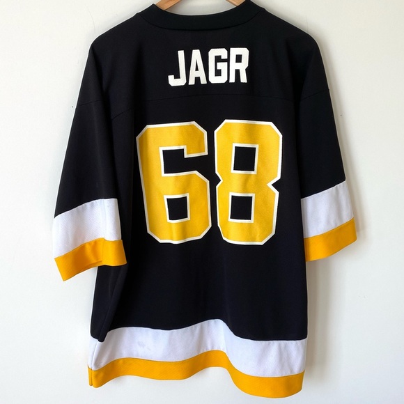 Vintage 90’s Logo 7 NHL Pittsburgh Penguins Jager Black Hockey Jersey - Picture 3 of 3